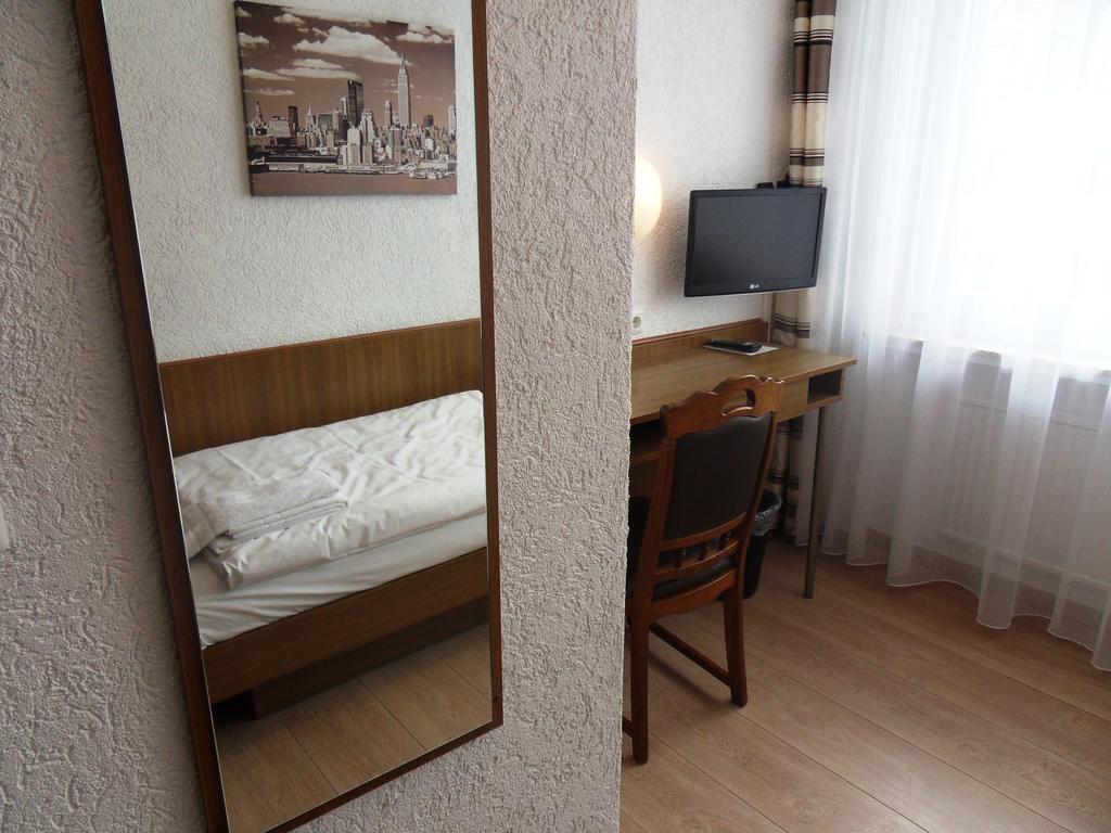 Hotel Linnert Weiterstadt Pokoj fotografie